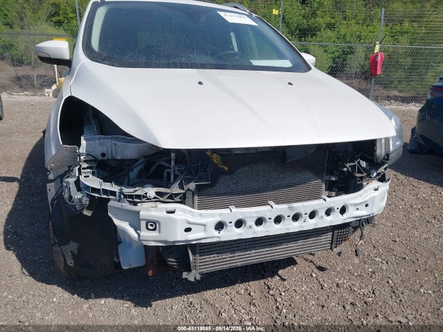 Продажа на аукционе авто 2014 Ford Escape Titanium, vin: 1FMCU9J92EUA11516, номер лота: 45119095