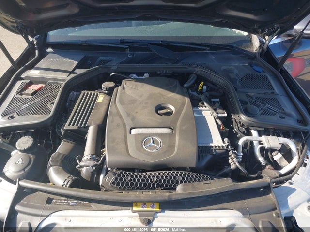 45119098 :رقم المزاد ، 55SWF4KBXFU058818 vin ، 2015 Mercedes-benz C 300 4matic مزاد بيع