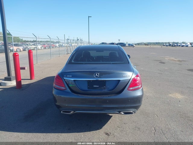 45119098 :رقم المزاد ، 55SWF4KBXFU058818 vin ، 2015 Mercedes-benz C 300 4matic مزاد بيع
