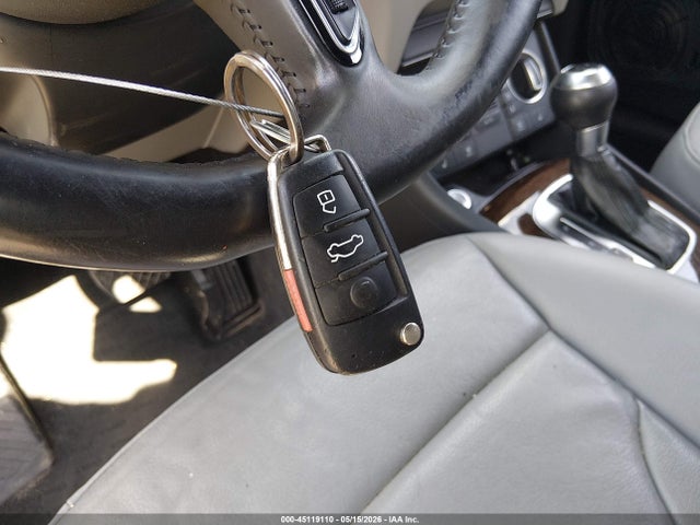 2017 Audi Q3 2.0t Premium მანქანა იყიდება აუქციონზე, vin: WA1HCCFS3HR013038, აუქციონის ნომერი: 45119110
