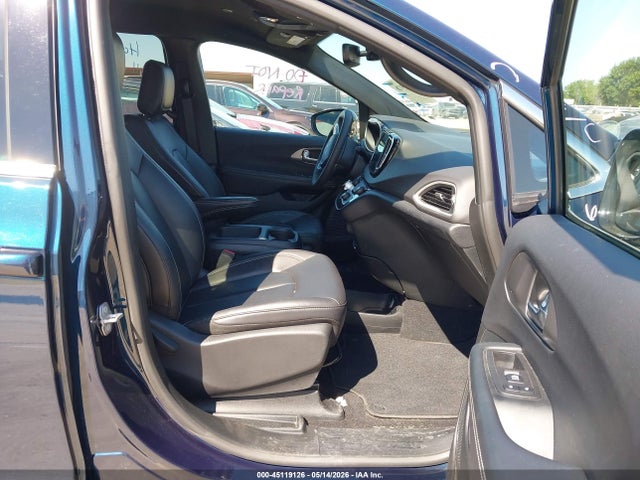 2025 Chrysler Pacifica Select მანქანა იყიდება აუქციონზე, vin: 2C4RC1BG0SR560897, აუქციონის ნომერი: 45119126