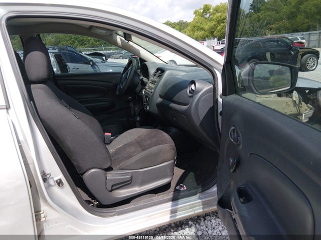 2018 Nissan Versa 1.6 S+ მანქანა იყიდება აუქციონზე, vin: 3N1CN7AP7JL835944, აუქციონის ნომერი: 45119129