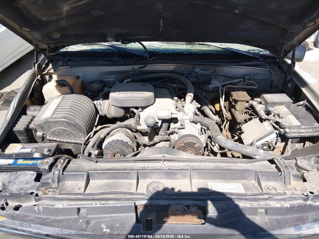 Продаж на аукціоні авто 1999 Chevrolet Suburban 2500, vin: 3GNGK26J0XG117529, номер лоту: 45119164