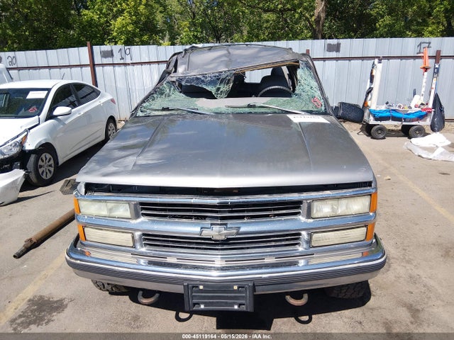 Продаж на аукціоні авто 1999 Chevrolet Suburban 2500, vin: 3GNGK26J0XG117529, номер лоту: 45119164