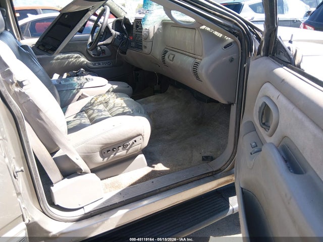 Продаж на аукціоні авто 1999 Chevrolet Suburban 2500, vin: 3GNGK26J0XG117529, номер лоту: 45119164