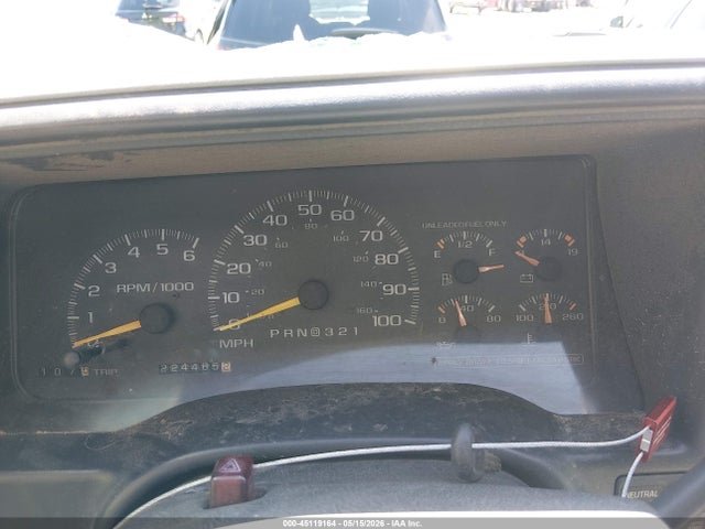 Продаж на аукціоні авто 1999 Chevrolet Suburban 2500, vin: 3GNGK26J0XG117529, номер лоту: 45119164