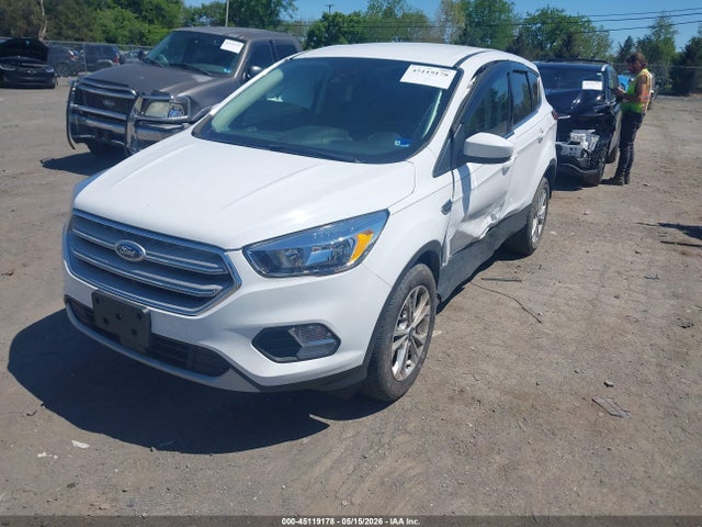 Продажа на аукционе авто 2019 Ford Escape Se, vin: 1FMCU9GD9KUA01198, номер лота: 45119178