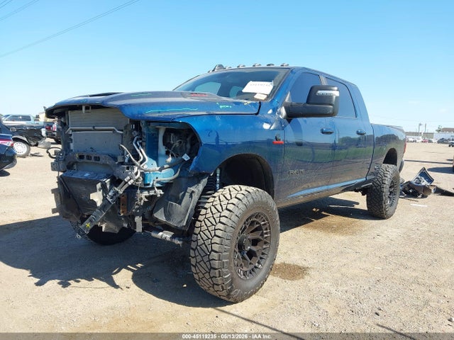 3C6UR5NL6PG617066 RAM 2500 Laramie 4x4 6&#039;4 Box
