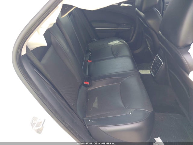 Chrysler 300C 2016 2C3CCAEG0GH320459 Image 8