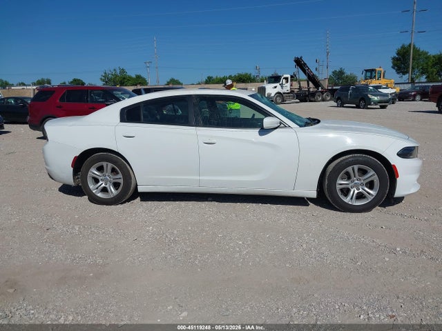 2C3CDXBG4LH244081 Dodge Charger Sxt Rwd
