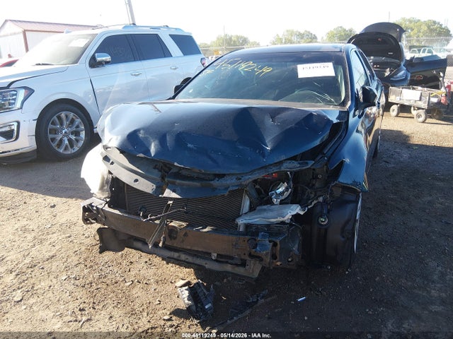 45119249 :رقم المزاد ، 4T4BF1FK7FR487884 vin ، 2015 Toyota Camry Le مزاد بيع