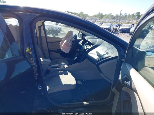 Ford FOCUS SE 2017 1FADP3K27HL338282 Image 5