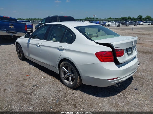 2014 Bmw 328i მანქანა იყიდება აუქციონზე, vin: WBA3A5G52ENP32825, აუქციონის ნომერი: 45119353