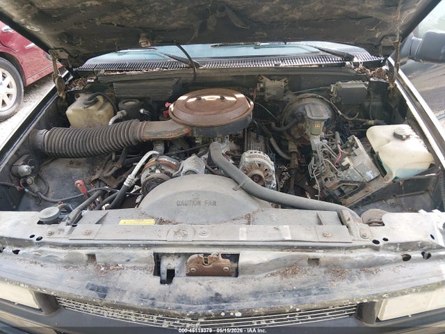 45119379 :رقم المزاد ، 1GNEC16K9RJ413139 vin ، 1994 Chevrolet Suburban C1500 مزاد بيع