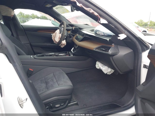 Продаж на аукціоні авто 2022 Audi E-tron Gt Premium Plus Quattro, vin: WAUFJBFW4N7006751, номер лоту: 45119380
