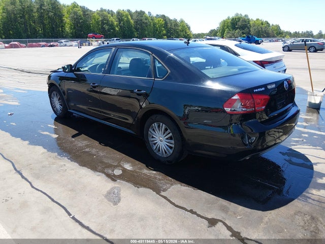 Aukcja sprzedaży 2015 Volkswagen Passat 1.8t S, vin: 1VWAT7A33FC045628, numer aukcji: 45119445