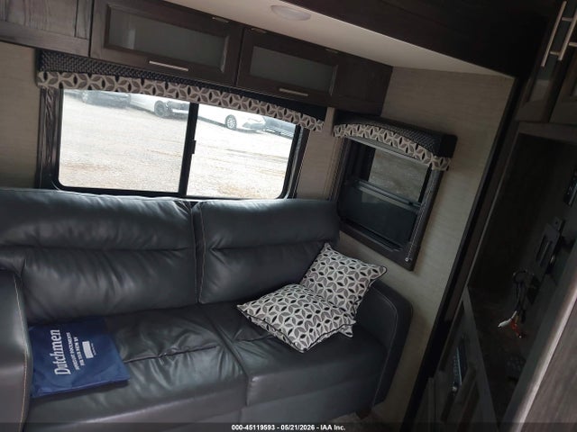 45119593 :رقم المزاد ، 4YDT33026JJ971598 vin ، 2018 Kodiak Other مزاد بيع
