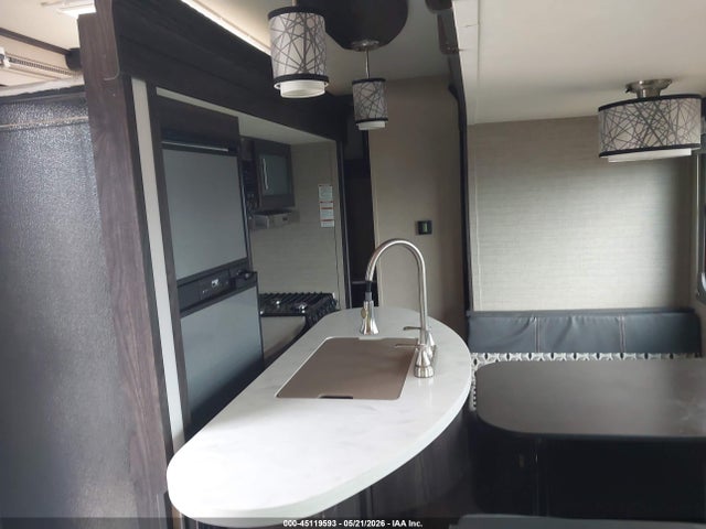 45119593 :رقم المزاد ، 4YDT33026JJ971598 vin ، 2018 Kodiak Other مزاد بيع