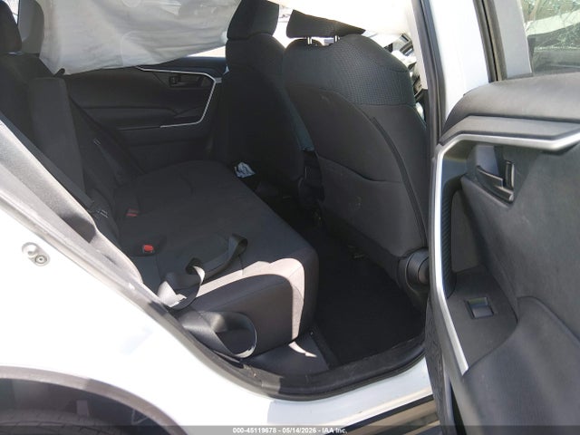 2021 Toyota Rav4 Le მანქანა იყიდება აუქციონზე, vin: 2T3H1RFVXMW145846, აუქციონის ნომერი: 45119678