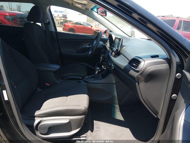 Продажа на аукционе авто 2018 Hyundai Elantra Gt, vin: KMHH35LE2JU025552, номер лота: 45119713