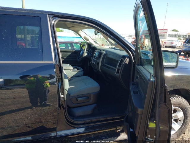 Продажа на аукционе авто 2019 Ram 1500 Classic Tradesman  4x2 6'4 Box, vin: 1C6RR6FG3KS667664, номер лота: 45119771