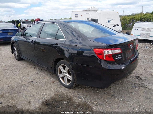4T1BF1FK5EU313837 Toyota CAMRY SE