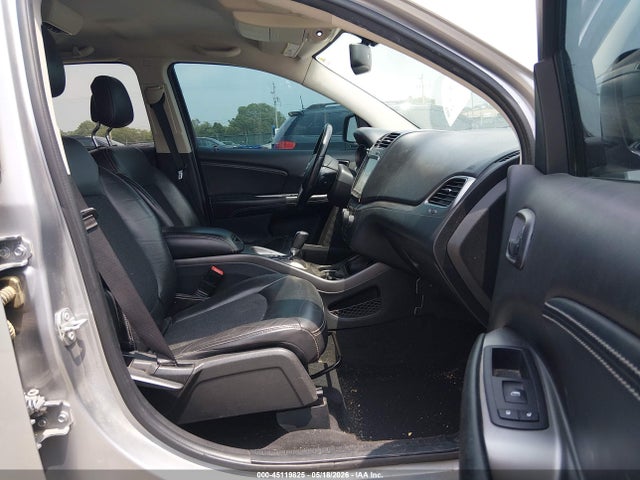 3C4PDDGG1HT574716 Dodge Journey Crossroad Plus Awd
