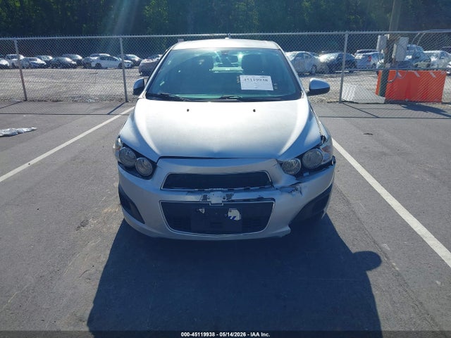 45119938 :رقم المزاد ، 1G1JA5SH3F4216890 vin ، 2015 Chevrolet Sonic Ls Auto مزاد بيع