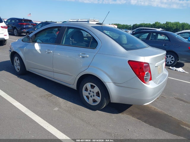 45119938 :رقم المزاد ، 1G1JA5SH3F4216890 vin ، 2015 Chevrolet Sonic Ls Auto مزاد بيع