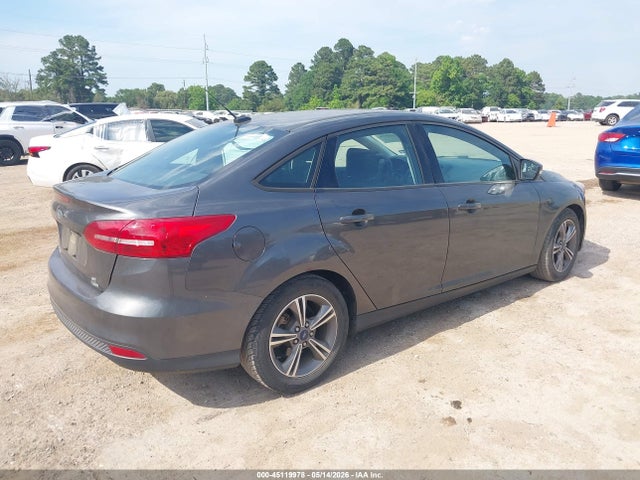Ford FOCUS SE 2017 1FADP3FE7HL299553 Image 4