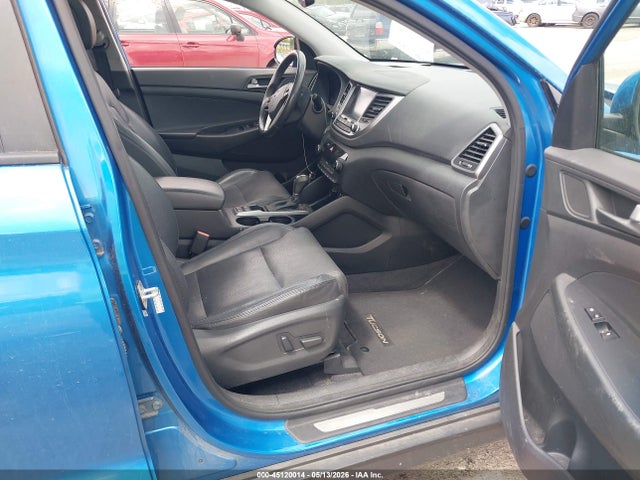 45120014 :رقم المزاد ، KM8J3CA28GU229361 vin ، 2016 Hyundai Tucson Limited مزاد بيع