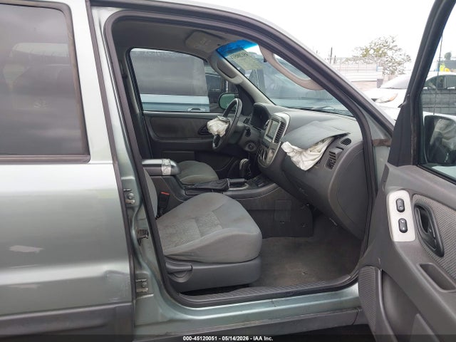 45120051 :رقم المزاد ، 1FMCU49H67KA31717 vin ، 2007 Ford Escape Hybrid مزاد بيع