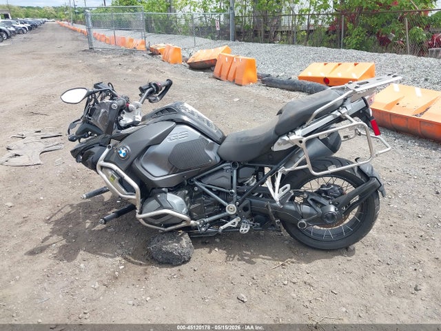 45120178 :رقم المزاد ، WB10M1303P6H16257 vin ، 2023 Bmw R 1250 Gs Adventure مزاد بيع