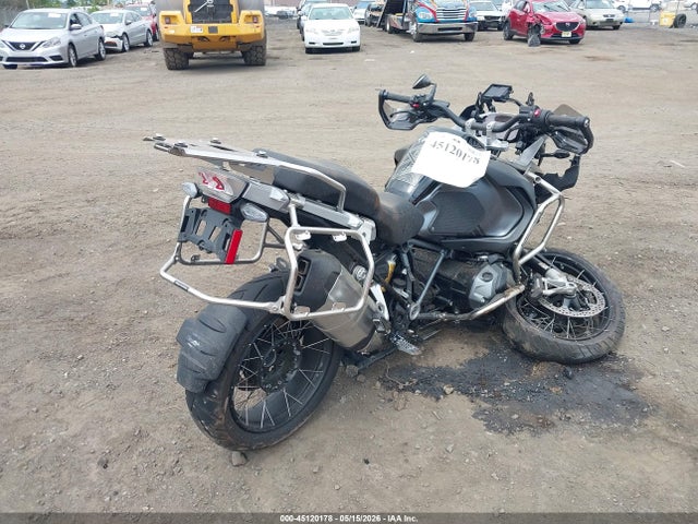 45120178 :رقم المزاد ، WB10M1303P6H16257 vin ، 2023 Bmw R 1250 Gs Adventure مزاد بيع