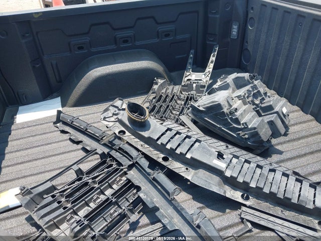 1GCUYDED4KZ126308 Chevrolet Silverado 1500 Lt