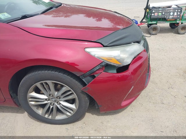 45120208 :رقم المزاد ، 4T1BF1FK0FU995186 vin ، 2015 Toyota Camry Se مزاد بيع