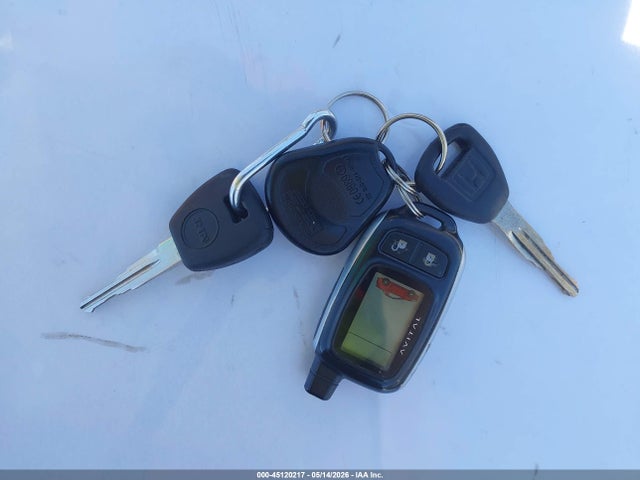 45120217 :رقم المزاد ، 1HGCG5649YA043940 vin ، 2000 Honda Accord 2.3 Lx مزاد بيع