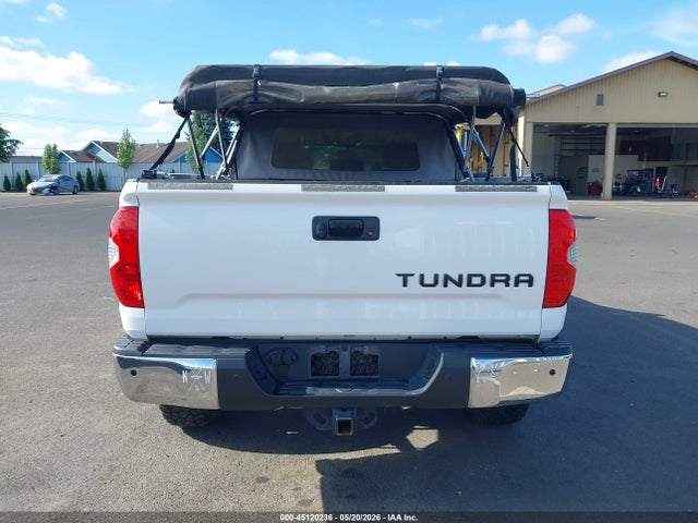 5TFHY5F13EX343084 Toyota Tundra Limited 5.7l V8