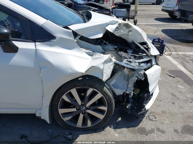 Продажа на аукционе авто 2021 Nissan Versa Sr Xtronic Cvt, vin: 3N1CN8FV5ML813023, номер лота: 45120238