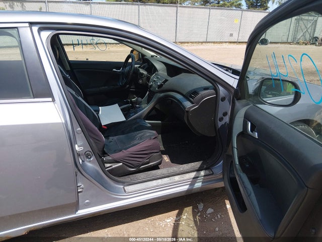 45120244 :رقم المزاد ، JH4CU2F67BC004698 vin ، 2011 Acura Tsx 2.4 مزاد بيع