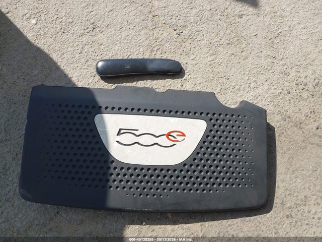 Fiat 500E BATTERY ELECTRIC 2017 3C3CFFGE6HT502921 Image 12