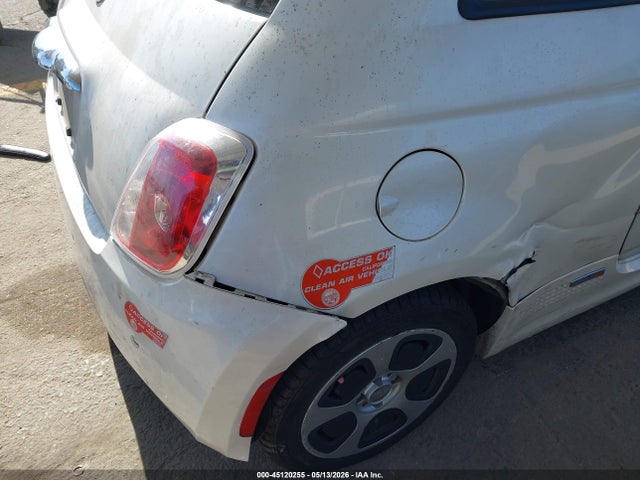 Fiat 500E BATTERY ELECTRIC 2017 3C3CFFGE6HT502921 Image 20