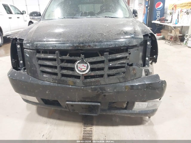 Продажа на аукционе авто 2011 Cadillac Escalade Esv Premium, vin: 1GYS4JEF8BR166064, номер лота: 45120259