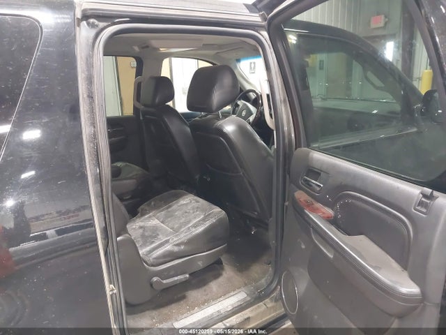 Продажа на аукционе авто 2011 Cadillac Escalade Esv Premium, vin: 1GYS4JEF8BR166064, номер лота: 45120259