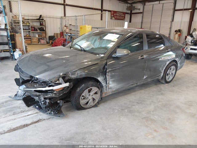 Hyundai ELANTRA SE 2026 KMHLL4DG1TU150372 Image 2