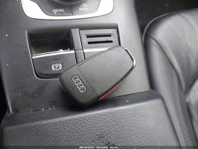 45120337 :رقم المزاد ، WAUEFGFF3F1003841 vin ، 2015 Audi A3 2.0t Premium مزاد بيع