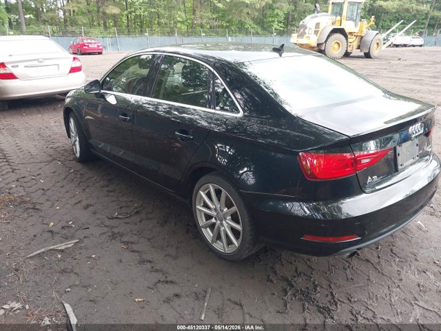 45120337 :رقم المزاد ، WAUEFGFF3F1003841 vin ، 2015 Audi A3 2.0t Premium مزاد بيع