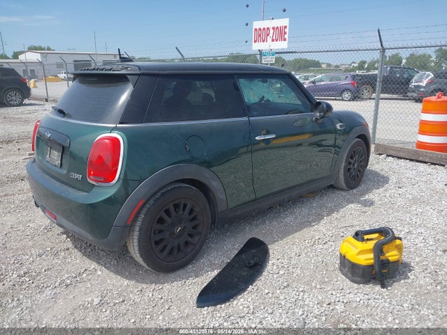 WMWXP5C54GT739568 Mini Hardtop Cooper