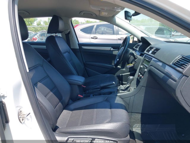 Aukcja sprzedaży 2015 Volkswagen Passat 1.8t Wolfsburg Edition, vin: 1VWAT7A3XFC063091, numer aukcji: 45120418