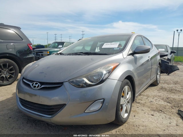 Продаж на аукціоні авто 2013 Hyundai Elantra Gls, vin: KMHDH4AE8DU573699, номер лоту: 45120422